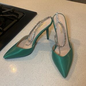 Chic Green Satin Slingback Heels with Rhinestone Straps